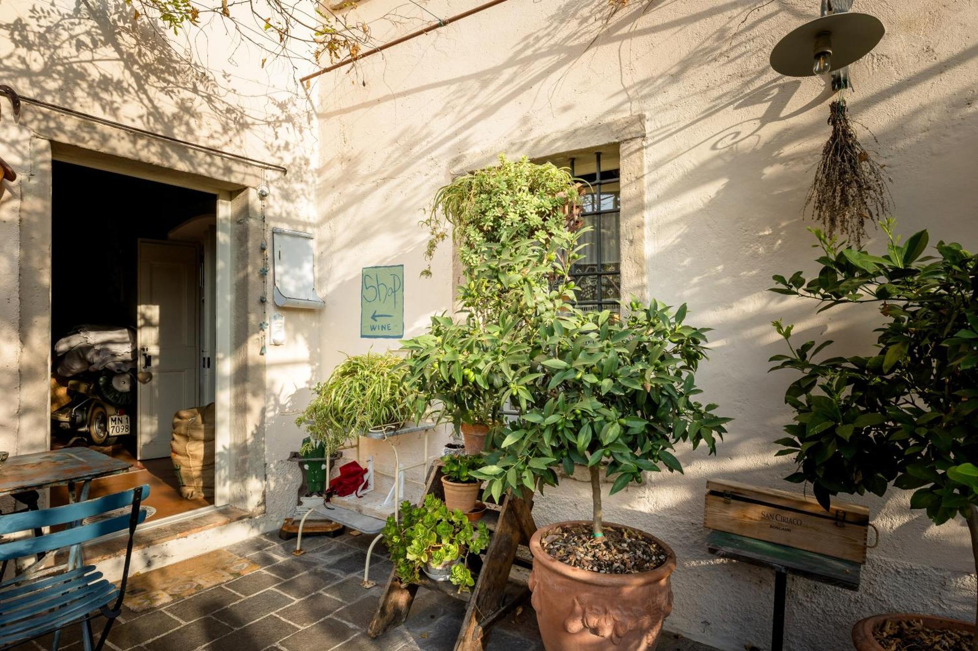 B&B Corte Del Mincio Monzambano Exterior photo